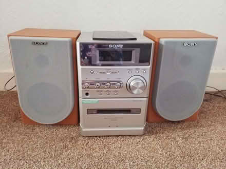Photo of free Micro hifi system (Winton BH9) #1