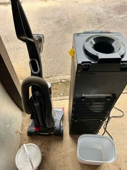 Photo of free Vacuum and water dispensing station (250 S Estes Dr, Chapel Hill) #4