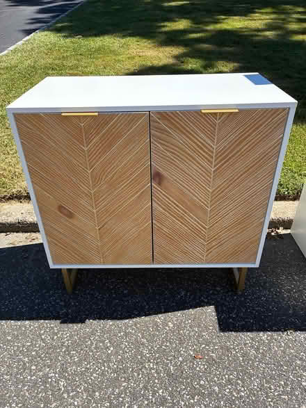 Photo of free Desk,Vanity w/ Mirror, Storage unit (Stony Brook) #2