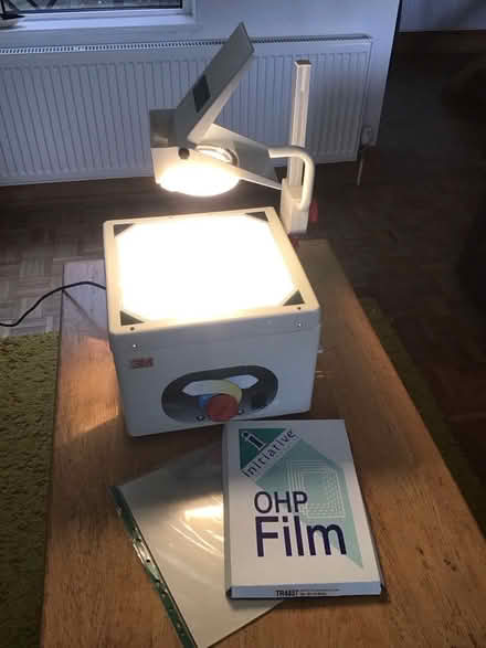 Photo of free Overhead projector and OHP film (Great Wakering Essex SS3) #2