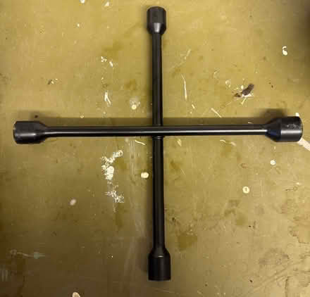 Photo of free Pickaxe, drain rods, car nut wrench (Finham CV3) #3