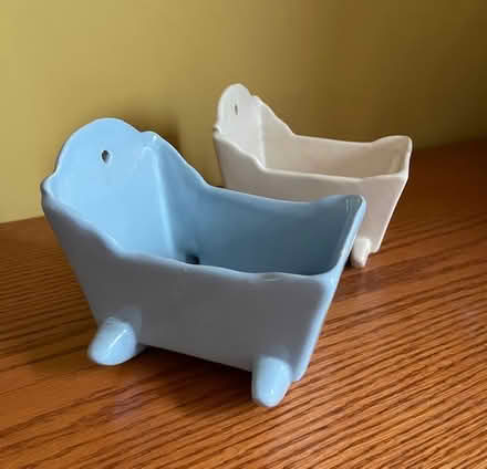 Photo of free Vintage nursery decorations (Rogers Park) #1