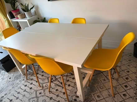 Photo of free kitchen table & chairs (Rickmansworth central WD3) #1