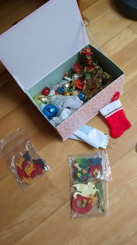 Photo of free Christmas decs (Enfield EN1) #1