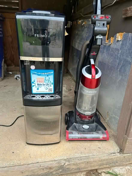 Photo of free Vacuum and water dispensing station (250 S Estes Dr, Chapel Hill) #1