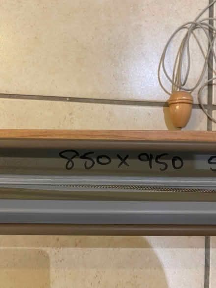 Photo of free Wood Venetian blind (Alstone GL50) #3
