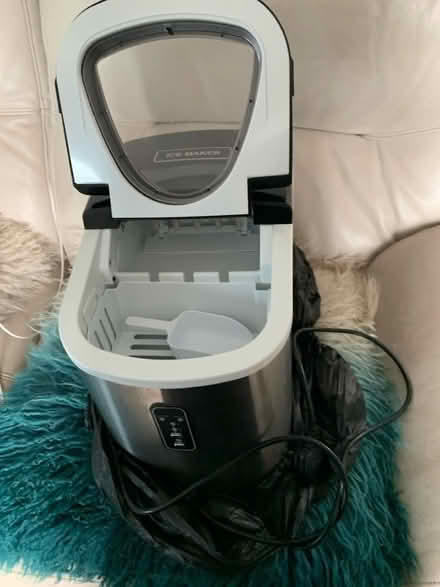 Photo of free Electric ice maker (Leasowe CH45) #2