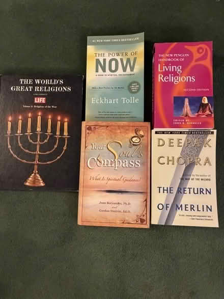 Photo of free Books - Extensive Library (Shelton) #1