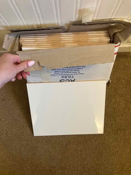 Photo of free Spare bathroom tiles (Wandsworth SW18 5) #2