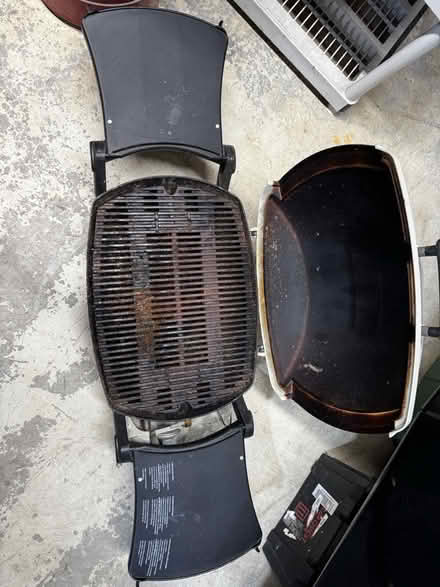 Photo of free Weber portable gas grill (Glenmoore) #3