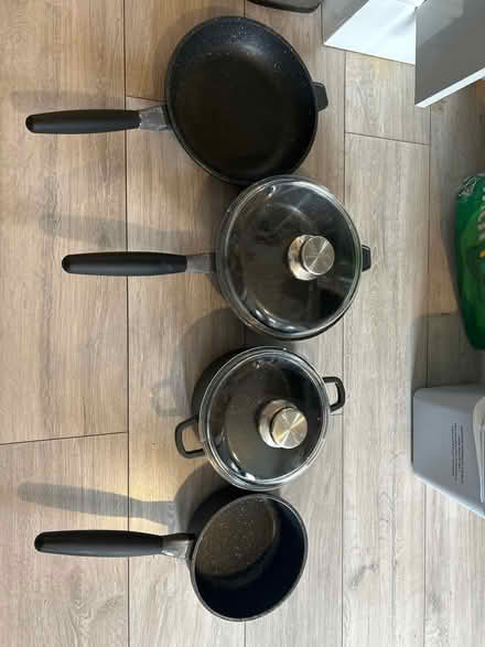 Photo of free Non stick saucepans and frying pans (Putnoe, Bedford MK41) #1