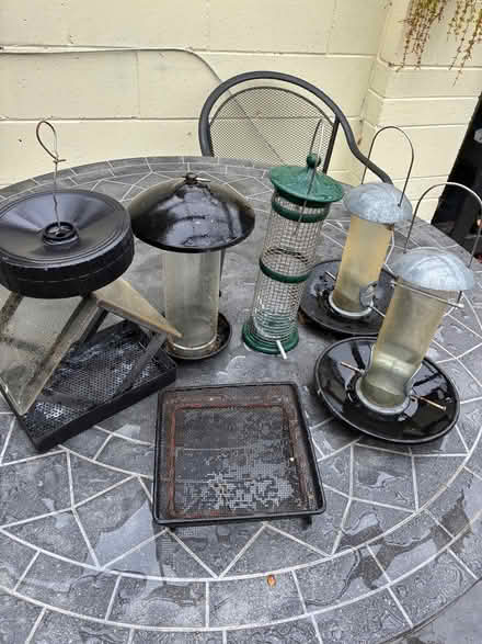 Photo of free Various bird feeders (Moorfields BA2) #1