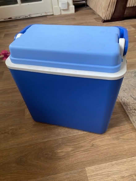 Photo of free Cool Box (Whins of Milton FK7) #1