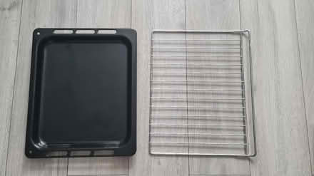 Photo of free Set of 2 oven trays (Brick lane E1 6S) #1