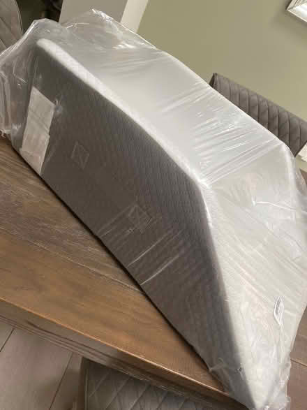 Photo of free Leg pillow elevating wedge (Shepperton TW17) #1