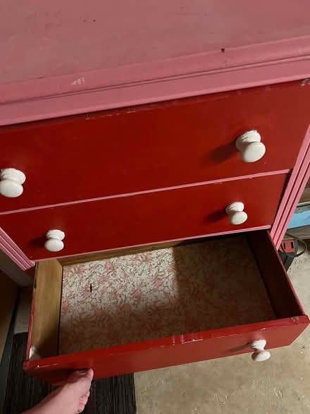 Photo of free Wooden 4-Drawer Dresser (Ferry St, Ann Arbor) #3
