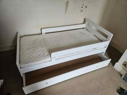 Photo of free Toddler bed and mattress (Reading RG1) #1