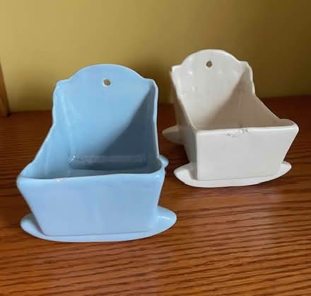 Photo of free Vintage nursery decorations (Rogers Park) #3