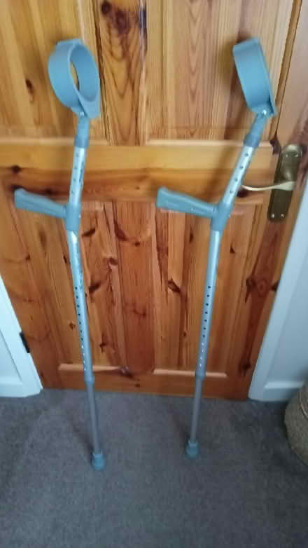 Photo of free Crutches (Connahs quay CH5) #1