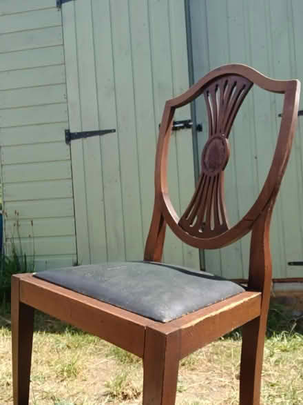 Photo of free 4 x chairs (Moulsecoomb/Bevendean BN2) #1