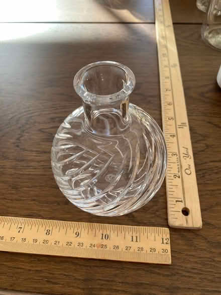 Photo of free Crystal bud vase (Pleasant Hill) #2