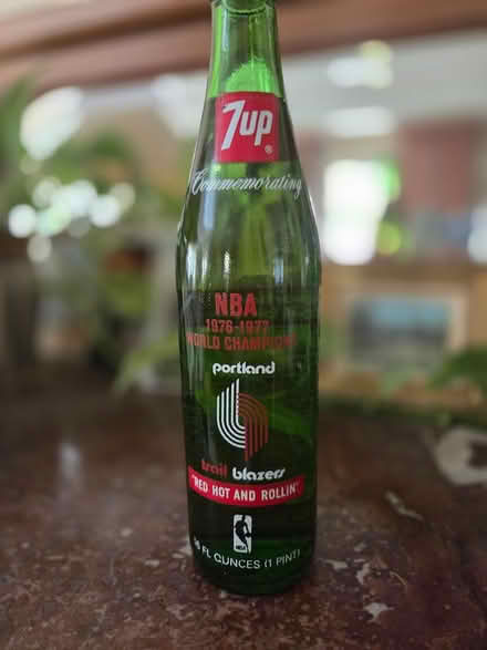 Photo of free Commemorative 7up bottle (Near Valley Medical (95128)) #1