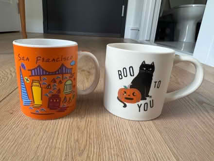 Photo of free Misc - Tumbler, pouch mug (Astoria) #2
