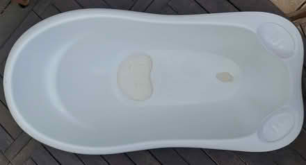 Photo of free Baby bath with plug (Top Amersham HP6) #2