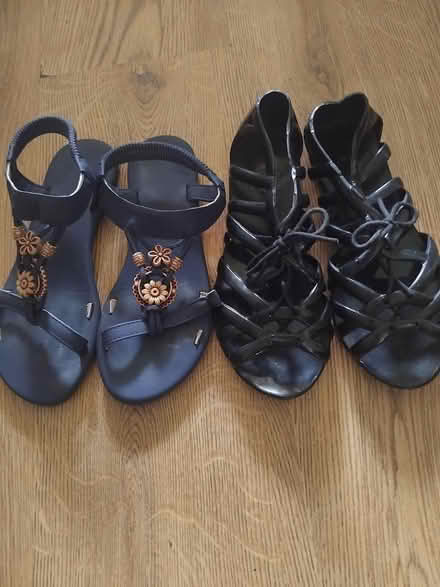 Photo of free 2 pair sandals size 3 (Bloxwich.walsall WS3) #1