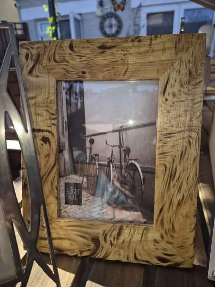 Photo of free Four photo frames (Welling DA16) #3