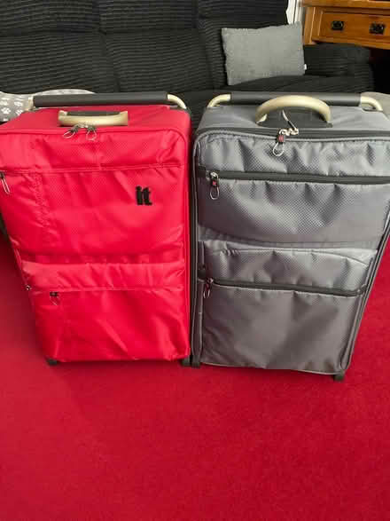 Photo of free 2 it suitcases (Bexhill TN39) #1