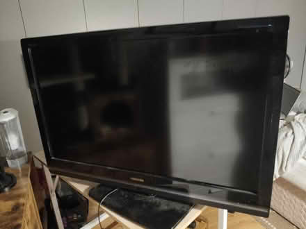 Photo of free TV Toshiba 37RV635D (Hounslow west TW5) #1