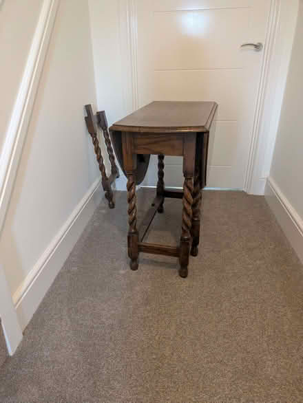 Photo of free Oak gate leg table (Oswestry SY11) #3