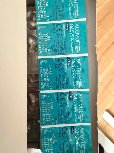 Photo of free Acuvue 1-day contact lenses -2.50 (Islington N1 (essex road)) #1