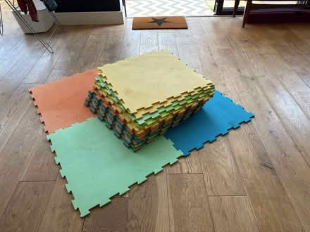 Photo of free Foam floor tiles 60 x 60cm (Chesham HP5) #3