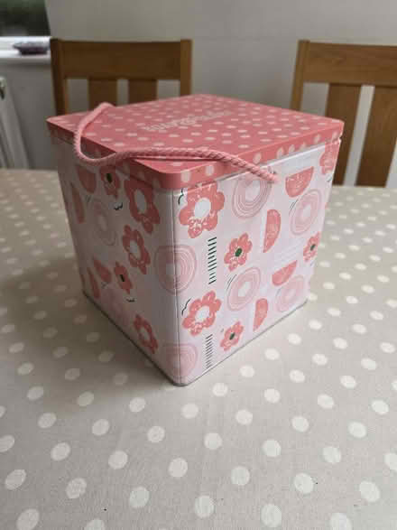 Photo of free Storage tin cube (Sale M33) #1