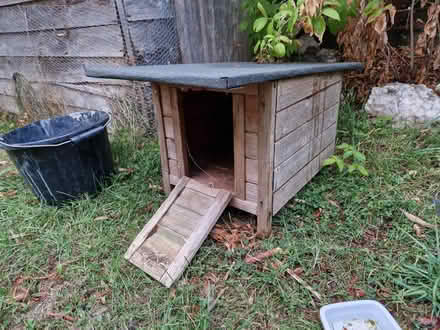 Photo of free Small igloo for outdoor pet (Upper Weston BA1) #1