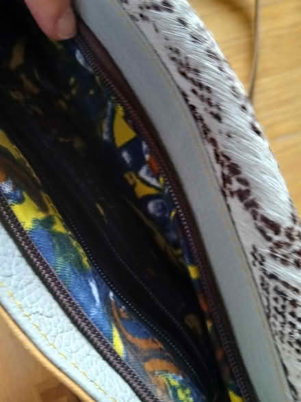 Photo of free Colourful handbag (Parkhead EH11) #3