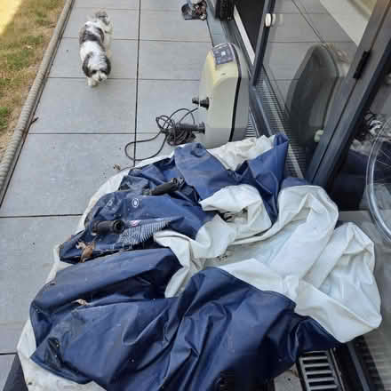 Photo of free Blow up spa (Ham, Richmond TW10) #1