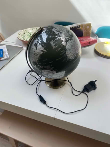 Photo of free Globe light (East Twerton BA2) #1