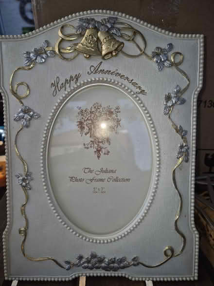 Photo of free Two photo frames (Welling DA16) #3
