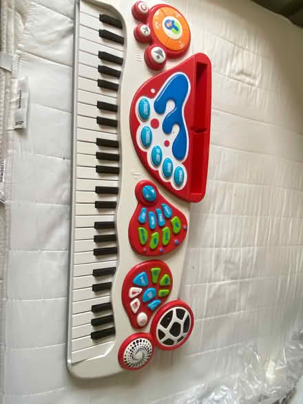 Photo of free Toy keyboard (Woodlands TW7) #1