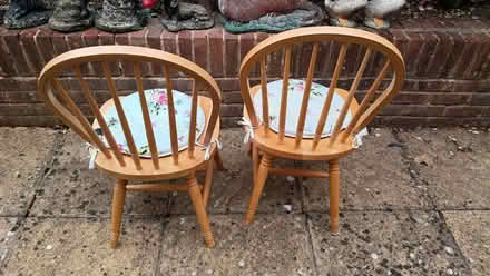 Photo of free 2x Dining Chairs with seat cushions (Totteridge HW HP13) #4