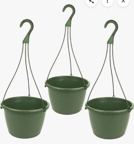 Photo of Plastic hanging baskets/pots (Toberdowney BT39) #1