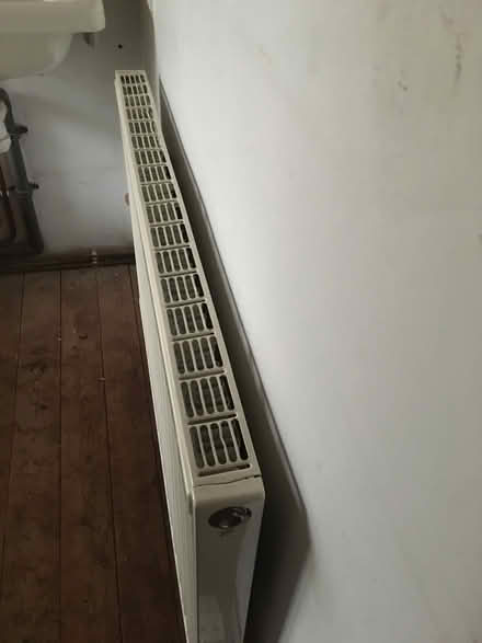 Photo of Radiator (Kington HR5) #2