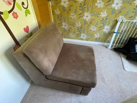 Photo of free Chair bed (Liverpool L25) #2