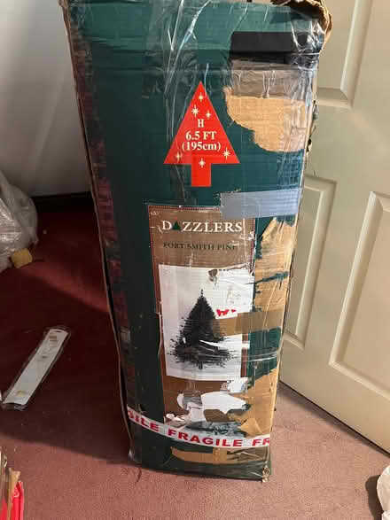 Photo of free Pine cone large Christmas tree (Fobbing SS17) #2