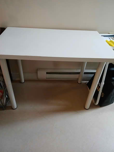 Photo of free white table (South Etobicoke) #1