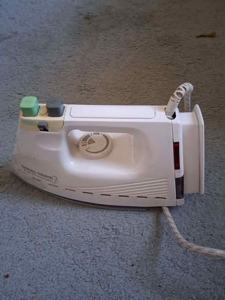 Photo of free Morphy Richards Iron (Stroud GL5) #1