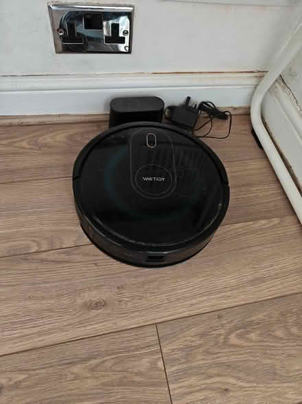 Photo of free Robot floor cleaner (TW7 Osterly) #1